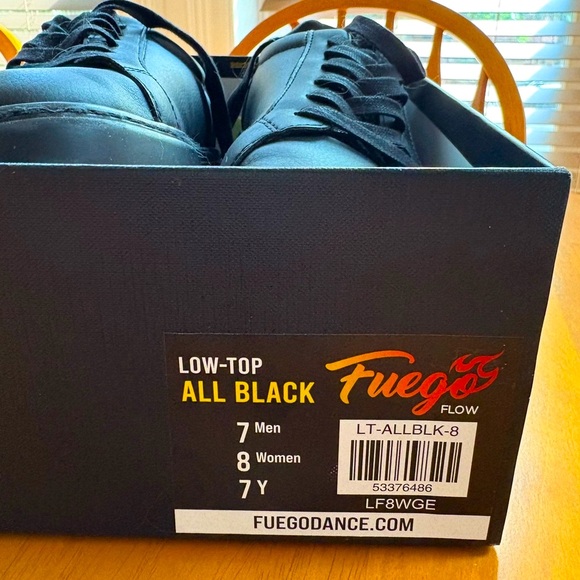 FUEGO Dance Shoes (All Black, Low Top) | 7 Men | 8 Women - Picture 5 of 5
